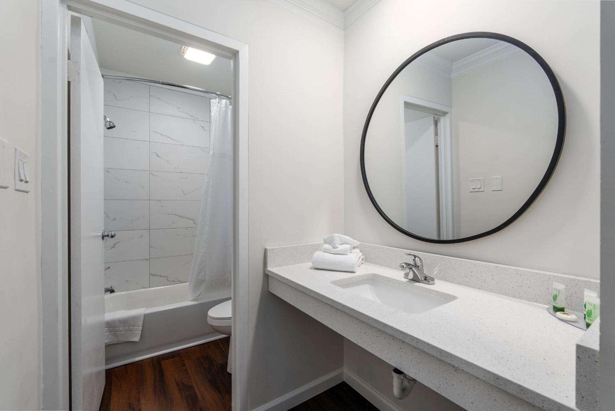 Crewe Boutique Inn Kültér fotó